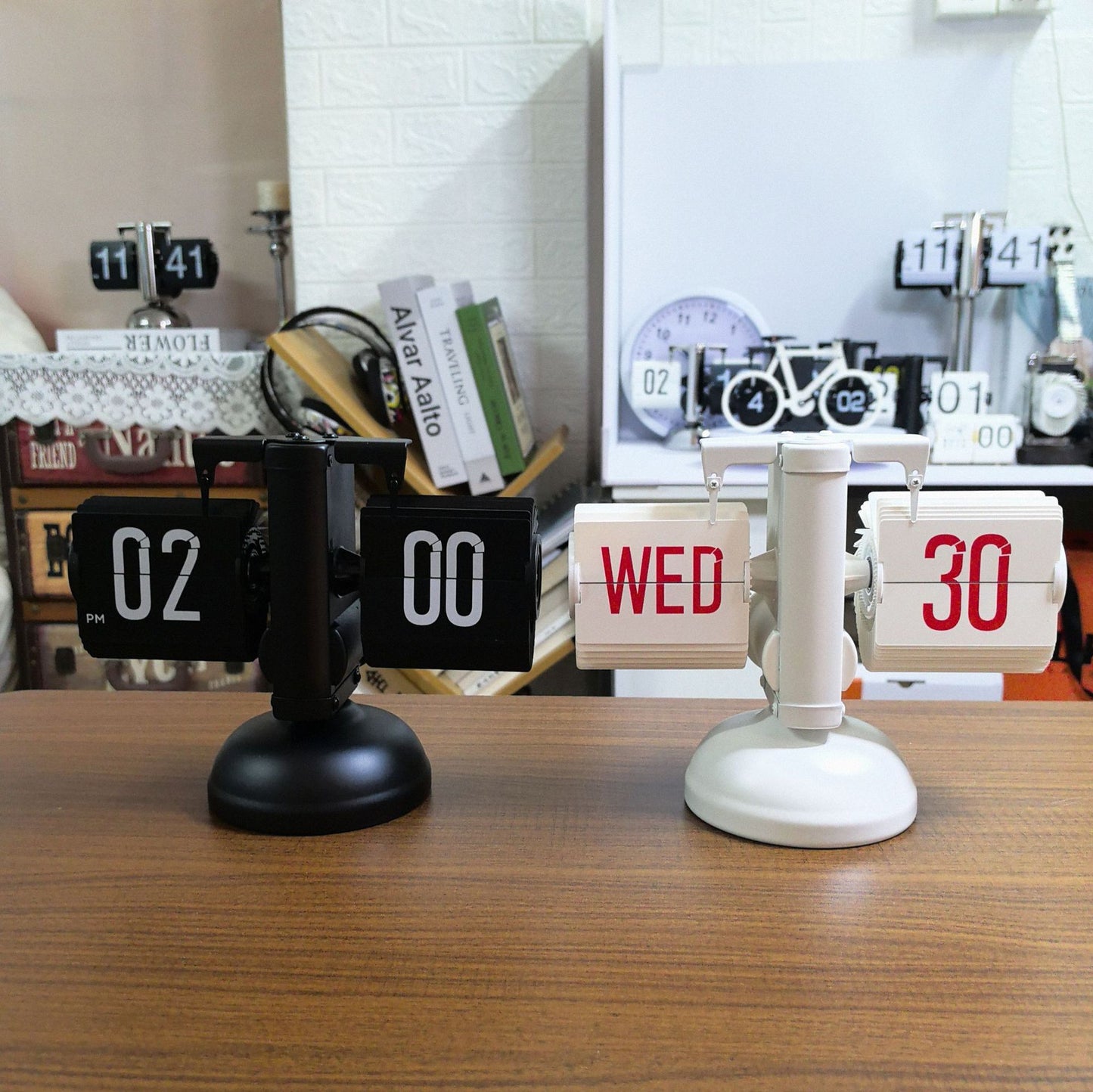 Styled and Premium Flip Clock (PVC Metal)