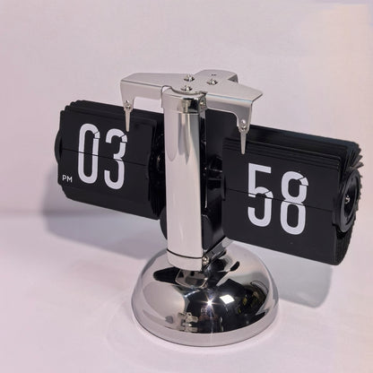 Complete Steel Flip Clock • Retro Style, Timeless Elegance